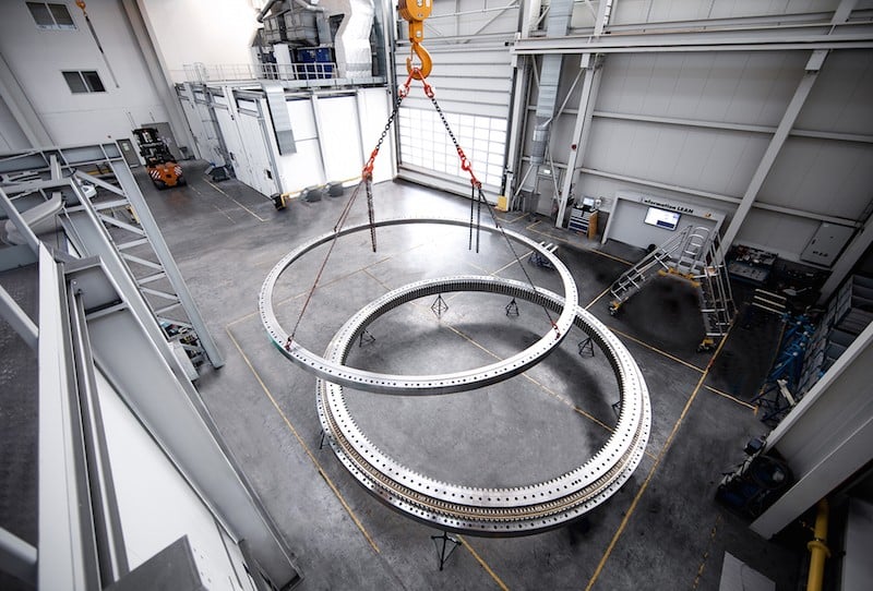 A bearing of 8 meters, 44 tons in the world’s largest tunnel boring machine